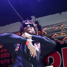 收听 3LilRay、观看音乐视频、阅读小传、查看巡演日期等 ！