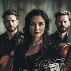 Dengarkan The Irish Travelers, tonton video musik, baca bio, lihat tanggal tur & lainnya!