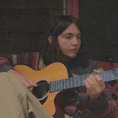 Écoutez zahra, regardez des vidéoclips, lisez la biographie, consultez les dates de tournée et plus encore !