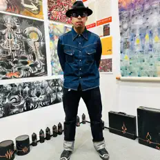 收听 Hi_Post、观看音乐视频、阅读小传、查看巡演日期等 ！
