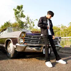 Dengarkan Flackito, tonton video musik, baca bio, lihat tanggal tur & lainnya!