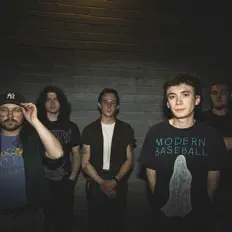 Escucha a Bummer Girl, mira videos musicales, lee su biografía, consulta las fechas de las gira y más.