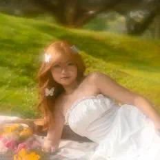 聆聽 dopameen、觀看音樂影片、閱讀小傳、查看巡演日期等！