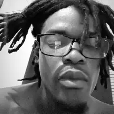 Ouve D3$, vê vídeos de música, lê a biografia, vê as datas da digressão e muito mais!