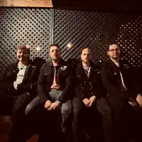 Ascolta undefined, guarda video musicali, leggi la biografia, vedi le date del tour & altro!