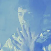Ascolta undefined, guarda video musicali, leggi la biografia, vedi le date del tour & altro!