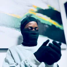 Ash Fameを聴いたり、ミュージックビデオを鑑賞したり、経歴やツアー日程などを確認したりしましょう！