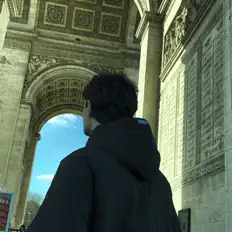 收听 blu skies、观看音乐视频、阅读小传、查看巡演日期等 ！