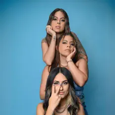 Las Cejas de Frida을(를) 듣고, 뮤직 비디오를 보고, 약력을 읽고, 투어 일정 등을 확인하세요!