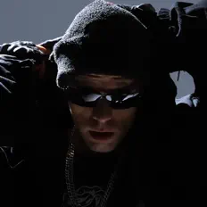 Michael South सुनें, म्यूज़िक वीडियो देखें, बायो पढ़ें, दौरे की तारीखें और बहुत कुछ देखें!