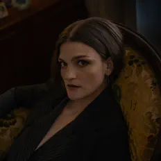 Martina Flores을(를) 듣고, 뮤직 비디오를 보고, 약력을 읽고, 투어 일정 등을 확인하세요!