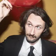 收听 Yogurt、观看音乐视频、阅读小传、查看巡演日期等 ！