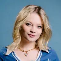 Hör dir undefined an, schau dir Musikvideos an, lies die Biografie, finde Tourdaten und mehr!