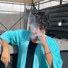 Dengarkan fer shawty, tonton video musik, baca bio, lihat tanggal tur & lainnya!