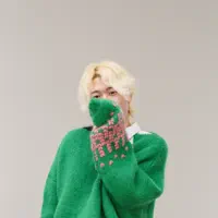 收听 undefined、观看音乐视频、阅读小传、查看巡演日期等 ！