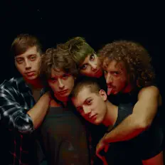 收听 PUNKCAKE、观看音乐视频、阅读小传、查看巡演日期等 ！