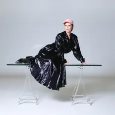 Posłuchaj wykonawcy Liesa Van der Aa, obejrzyj teledyski, przeczytaj biografię, zobacz daty tras koncertowych i nie tylko!