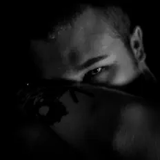 Frxzbie을(를) 듣고, 뮤직 비디오를 보고, 약력을 읽고, 투어 일정 등을 확인하세요!