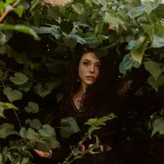 Sam Roller सुनें, म्यूज़िक वीडियो देखें, बायो पढ़ें, दौरे की तारीखें और बहुत कुछ देखें!