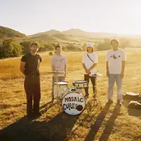 undefined सुनें, म्यूज़िक वीडियो देखें, बायो पढ़ें, दौरे की तारीखें और बहुत कुछ देखें!