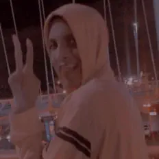 收听 TAEIL、观看音乐视频、阅读小传、查看巡演日期等 ！