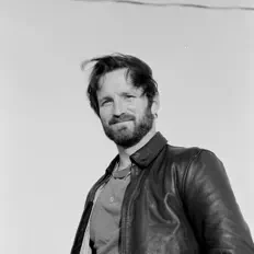 Listen to Luke Bellet, watch music videos, read bio, see tour dates & more!