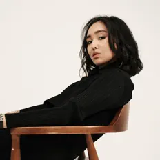 Dengarkan Noorah, tonton video musik, baca bio, lihat tanggal tur & lainnya!