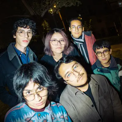 Listen to Mi Mochila Huele A Semen, watch music videos, read bio, see tour dates & more!