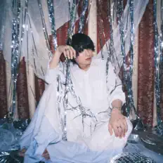 Écoutez Soul, regardez des vidéoclips, lisez la biographie, consultez les dates de tournée et plus encore !