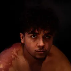 Bioza을(를) 듣고, 뮤직 비디오를 보고, 약력을 읽고, 투어 일정 등을 확인하세요!