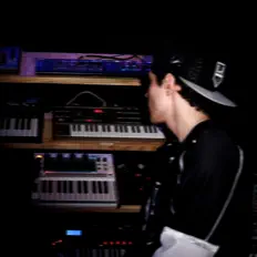 Listen to Santhy, watch music videos, read bio, see tour dates & more!