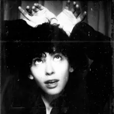 收听 CAiRO、观看音乐视频、阅读小传、查看巡演日期等 ！