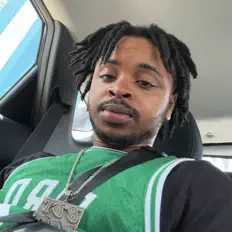 Ouça Skino Marino, assista a videoclipes, leia a biografia, veja as datas das turnês e mais!