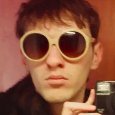 Ακούστε περιεχόμενο από Diego Stoll, παρακολουθήστε μουσικά βίντεο, διαβάστε το βιογραφικό, δείτε ημερομηνίες περιοδείας, και πολλά ακόμη!