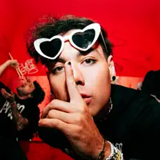 Listen to Renne Dang, watch music videos, read bio, see tour dates & more!