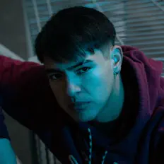 Escucha a Sanhaze, mira vídeos musicales, lee la biografía, consulta fechas de giras y mucho más.