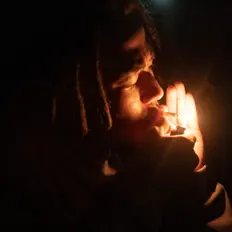 收听 Jah Yaad、观看音乐视频、阅读小传、查看巡演日期等 ！