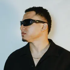 收听 Kiro Prime、观看音乐视频、阅读小传、查看巡演日期等 ！