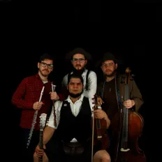 Ακούστε περιεχόμενο από McAnna´s Band, παρακολουθήστε μουσικά βίντεο, διαβάστε το βιογραφικό, δείτε ημερομηνίες περιοδείας, και πολλά ακόμη!