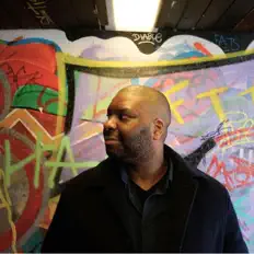 Poslechněte si interpreta Olen Filipe, sledujte hudební videa, přečtěte si životopis, podívejte se na data turné a další informace.