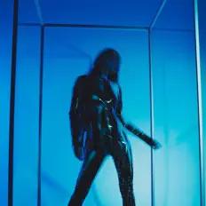 emi을(를) 듣고, 뮤직 비디오를 보고, 약력을 읽고, 투어 일정 등을 확인하세요!
