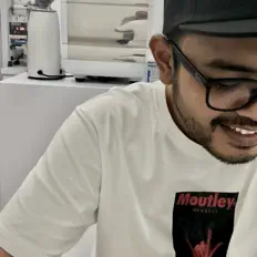 Escucha a iBonito, mira vídeos musicales, lee la biografía, consulta fechas de giras y mucho más.