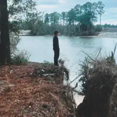 Ascolta Hunter Mitchell, guarda video musicali, leggi la biografia, vedi le date del tour & altro!