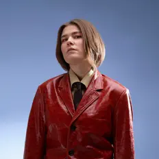 Ascolta Pil, guarda video musicali, leggi la biografia, vedi le date del tour & altro!