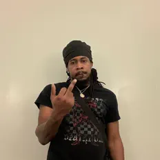 Dengarkan Deadboyyami, tonton video musik, baca bio, lihat tanggal tur & lainnya!