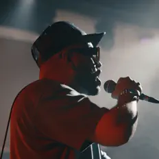 Ouve Catchybeatz, vê vídeos de música, lê a biografia, vê as datas da digressão e muito mais!