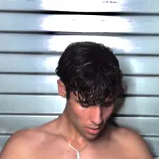 Bellisario을(를) 듣고, 뮤직 비디오를 보고, 약력을 읽고, 투어 일정 등을 확인하세요!