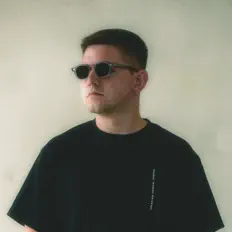 Escucha a Shooma, mira vídeos musicales, lee la biografía, consulta fechas de giras y mucho más.