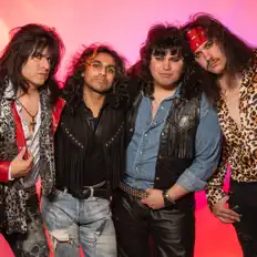 Ακούστε περιεχόμενο από Fire 'N Ice, παρακολουθήστε μουσικά βίντεο, διαβάστε το βιογραφικό, δείτε ημερομηνίες περιοδείας, και πολλά ακόμη!