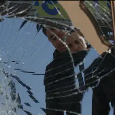 Poslechněte si interpreta Ian Henry, sledujte hudební videa, přečtěte si životopis, podívejte se na data turné a další informace.